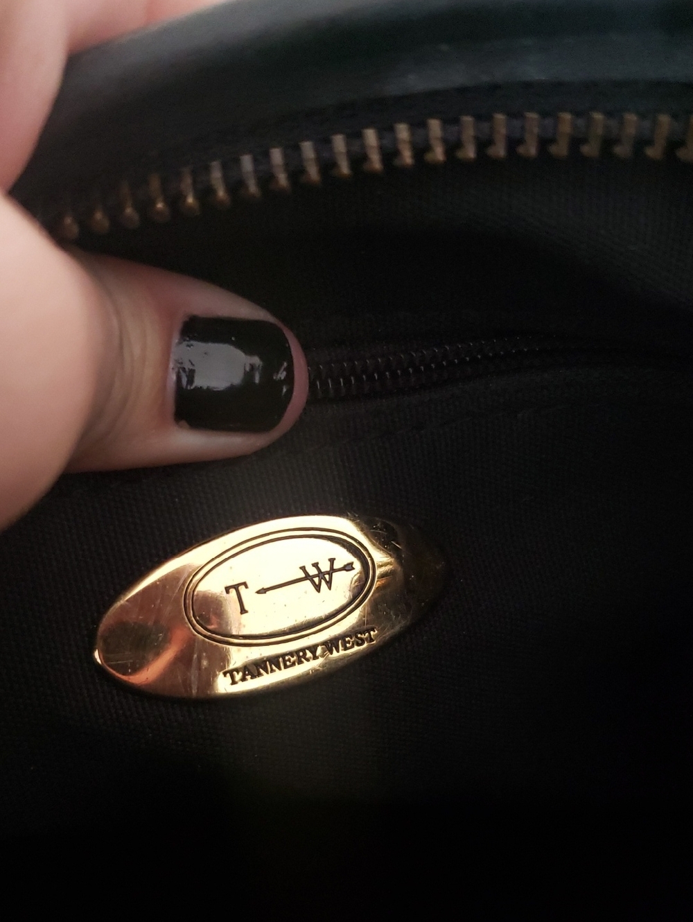 Vintage 90s Wilson Black Leather Legacy Bleeker Bucket Crossbody Bag - Picture 6 of 9